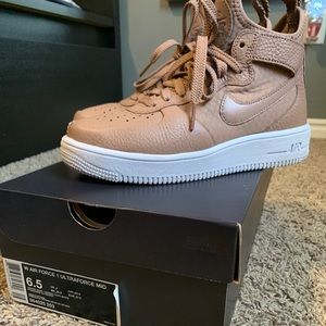 Womens Air Force 1 Ultra Force Mid